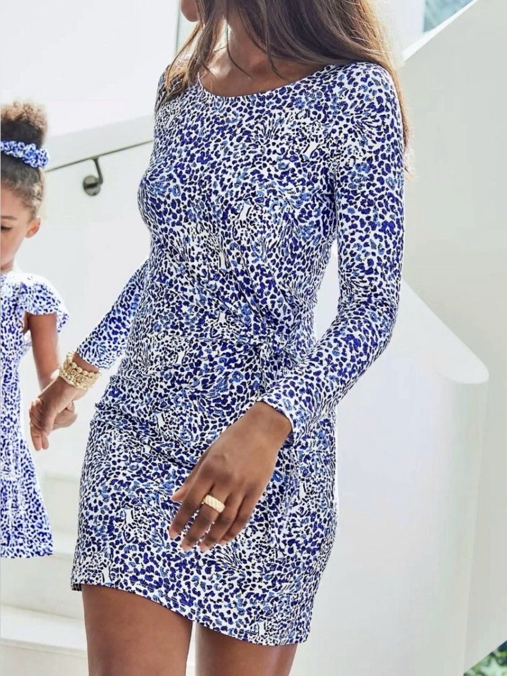 Like new Persifor Blue & White Leopard Animal Print 3/4 Sleeve Dress